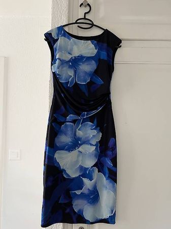 Elegantes Kleid von Coast / Grösse 8 (UK) - blau