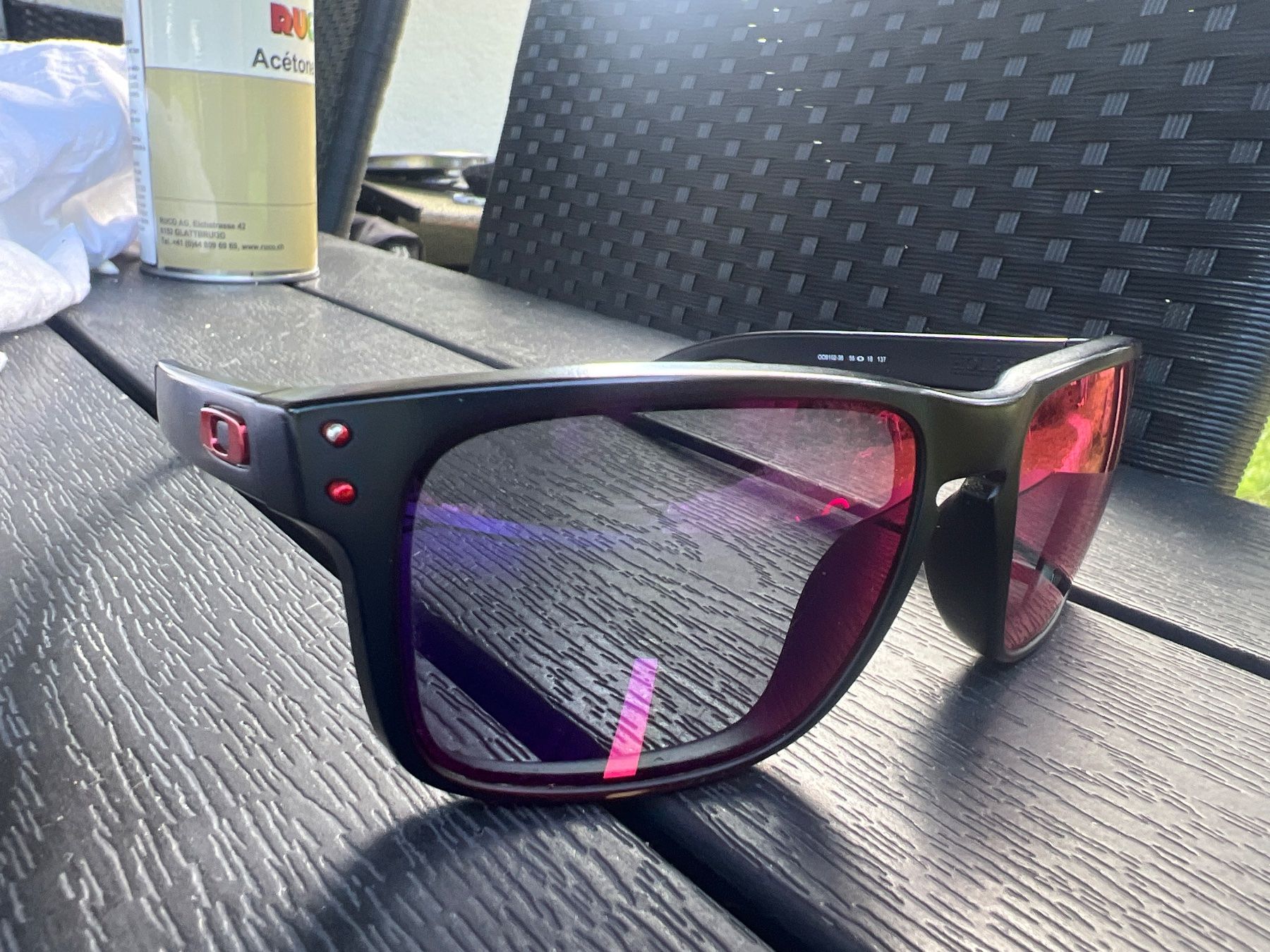 Oakley Occhiali & Lenti: Oakley Sonnenbrille – Usato da Egg b. Zürich venduto da SwissTradingAgency