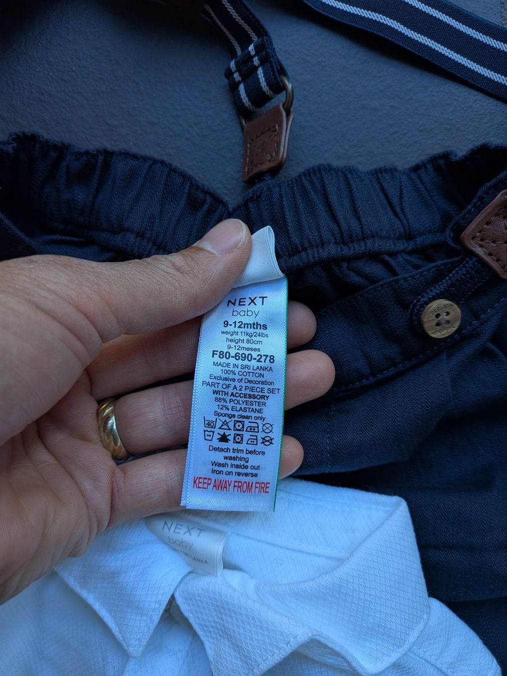 Completi: Festliches Outfit – Nuovo (secondo la descrizione) da Weiningen ZH venduto da janinea1234 2