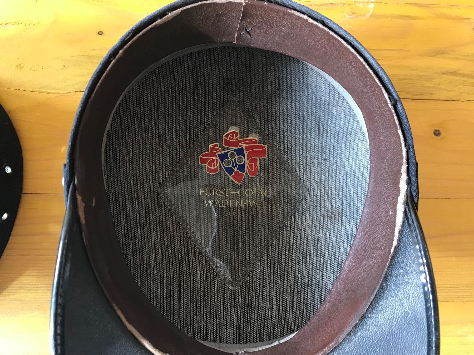 SBB/CFF/FFS Uniformen: Lot mit SBB Mützen – Gebraucht aus Erschwil von Freitag1 7