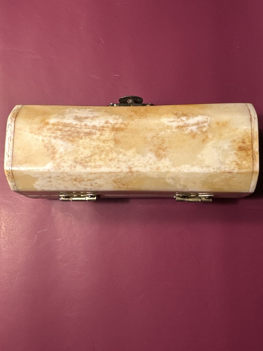 Schmuckkästen: Schatulle mit Gravur – Gebraucht aus Bern von schnupka 2