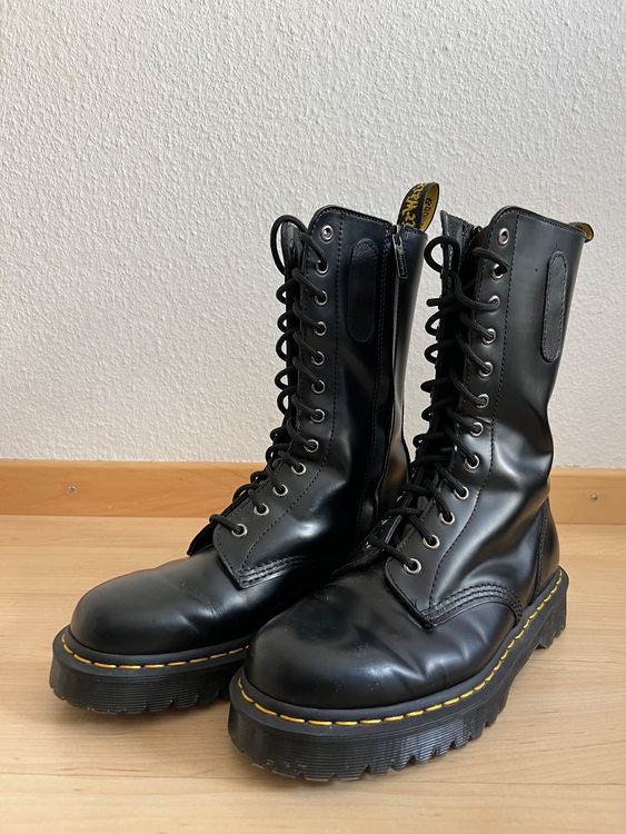 Dr martens caspian on sale alt