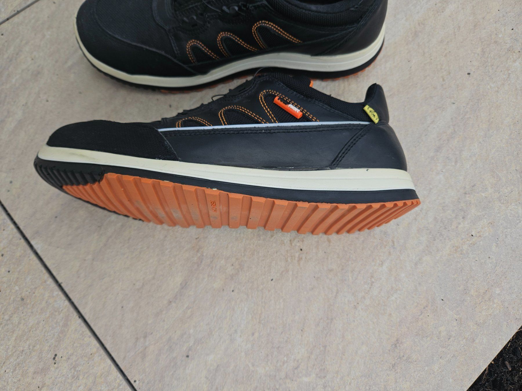 Scarpe da uomo: Sicherheitsschuhe NO RISK – Usato da Siebnen venduto da bienemaya08 2