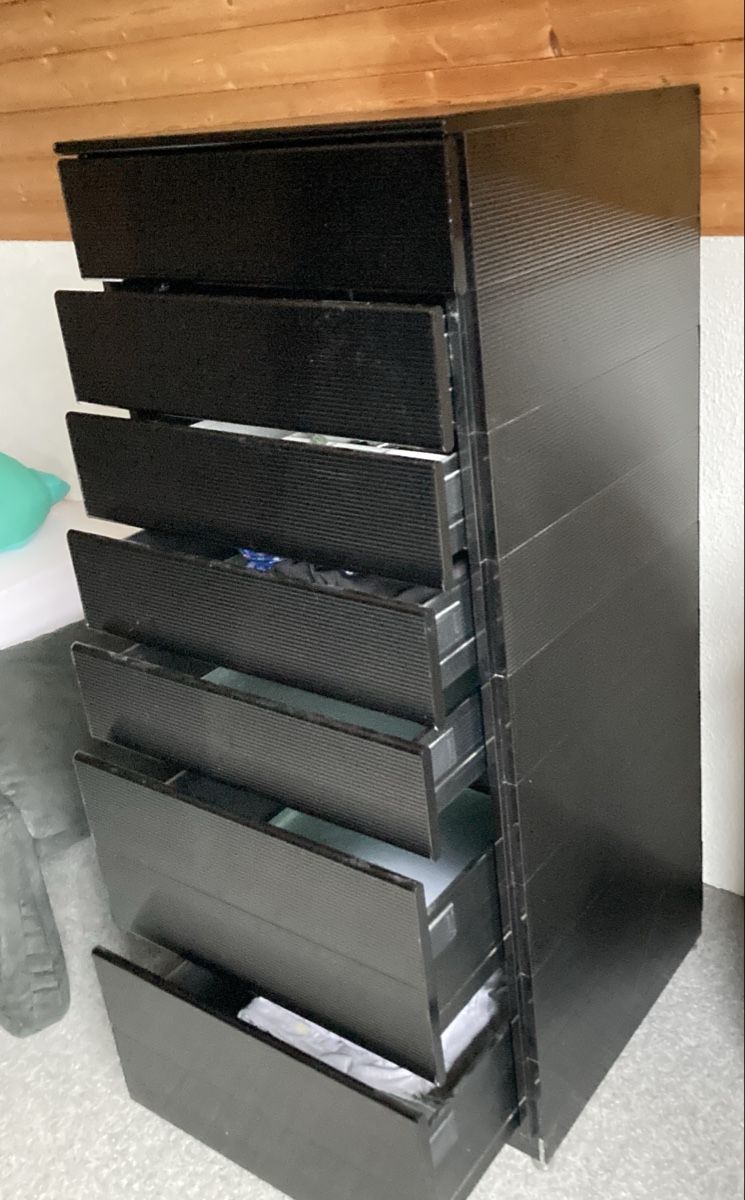 Cassettiere: Schwarze CAIMI EXPORT Alu-Kommode mit 7 Schubladen – Usato da Belp venduto da Doc_Matt_Rox 2