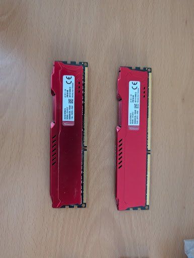 Kingston Mémoires / RAM: Kingston 2x 8GB RAM – D'occasion à Sargans par dufl