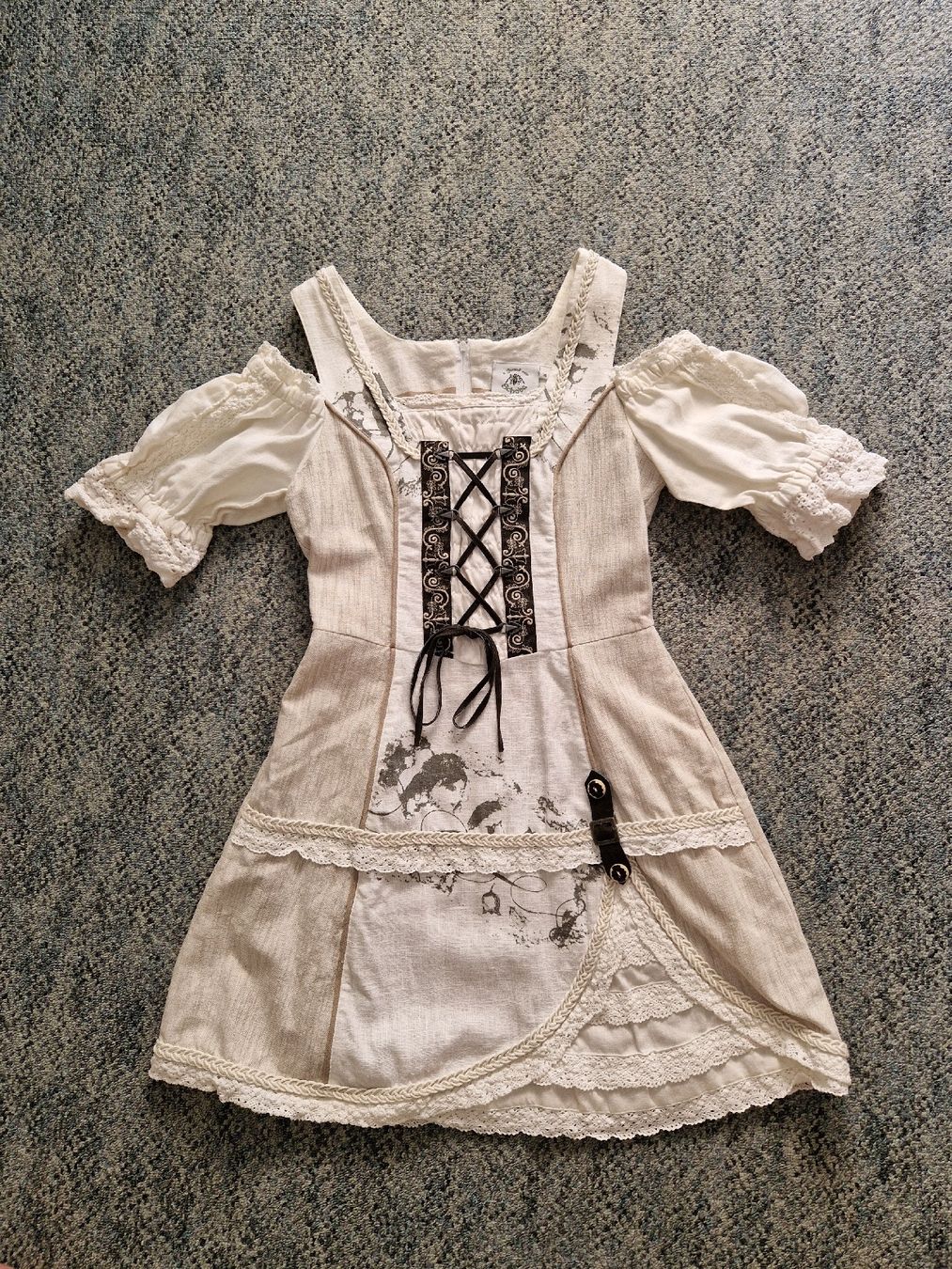 Vestiti: Hochwertiges Dirndl in Gr. 38 – Usato da Zürich venduto da hogerseppvreni 3