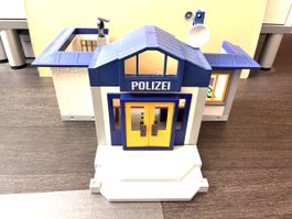 Playmobil Polizei Set mit Polizeistation und Fahrzeugen
