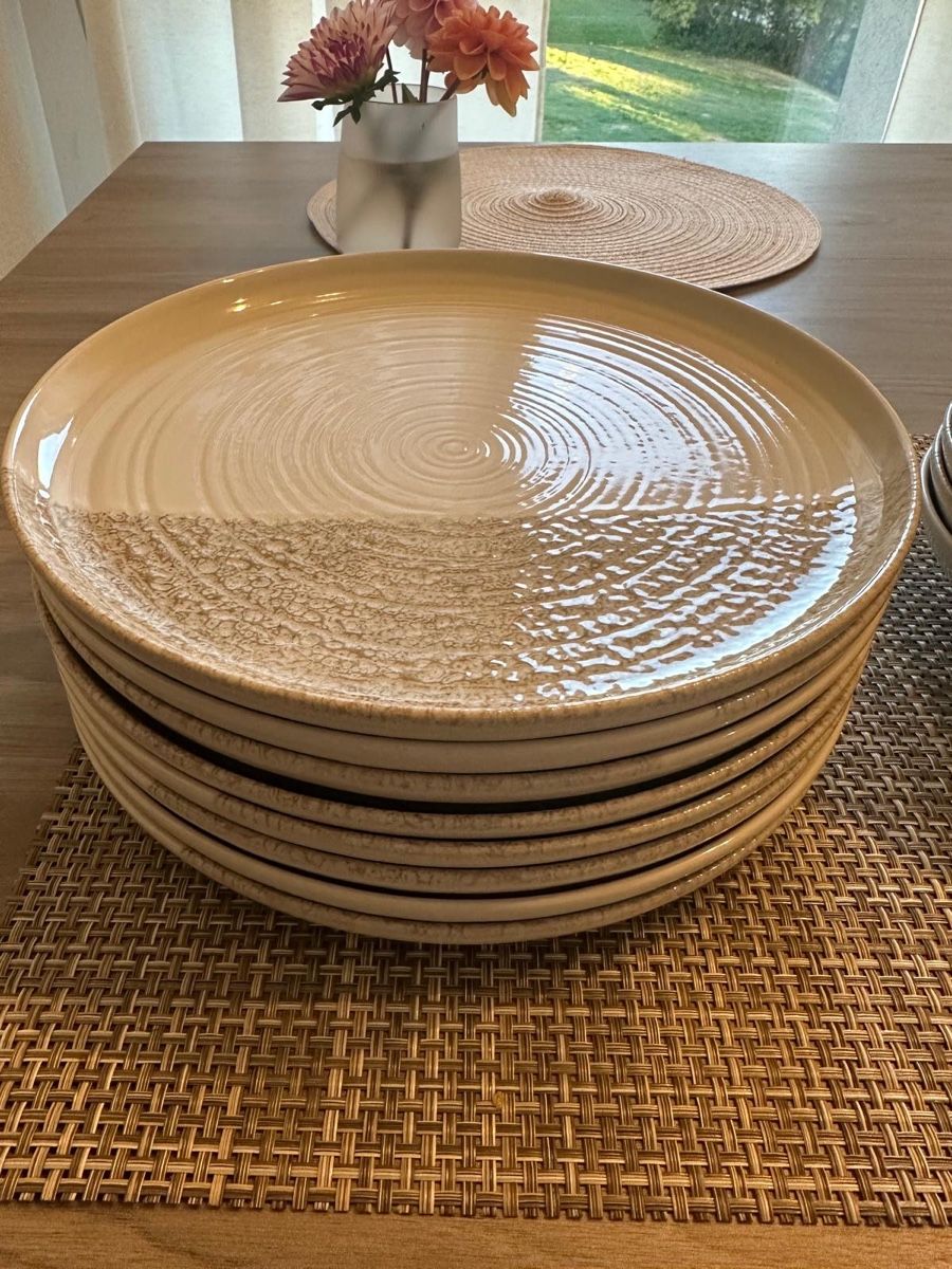 Ikea Set di piatti: IKEA Geschirr Set Keramik beige – Usato da Münchenbuchsee venduto da IleanaT