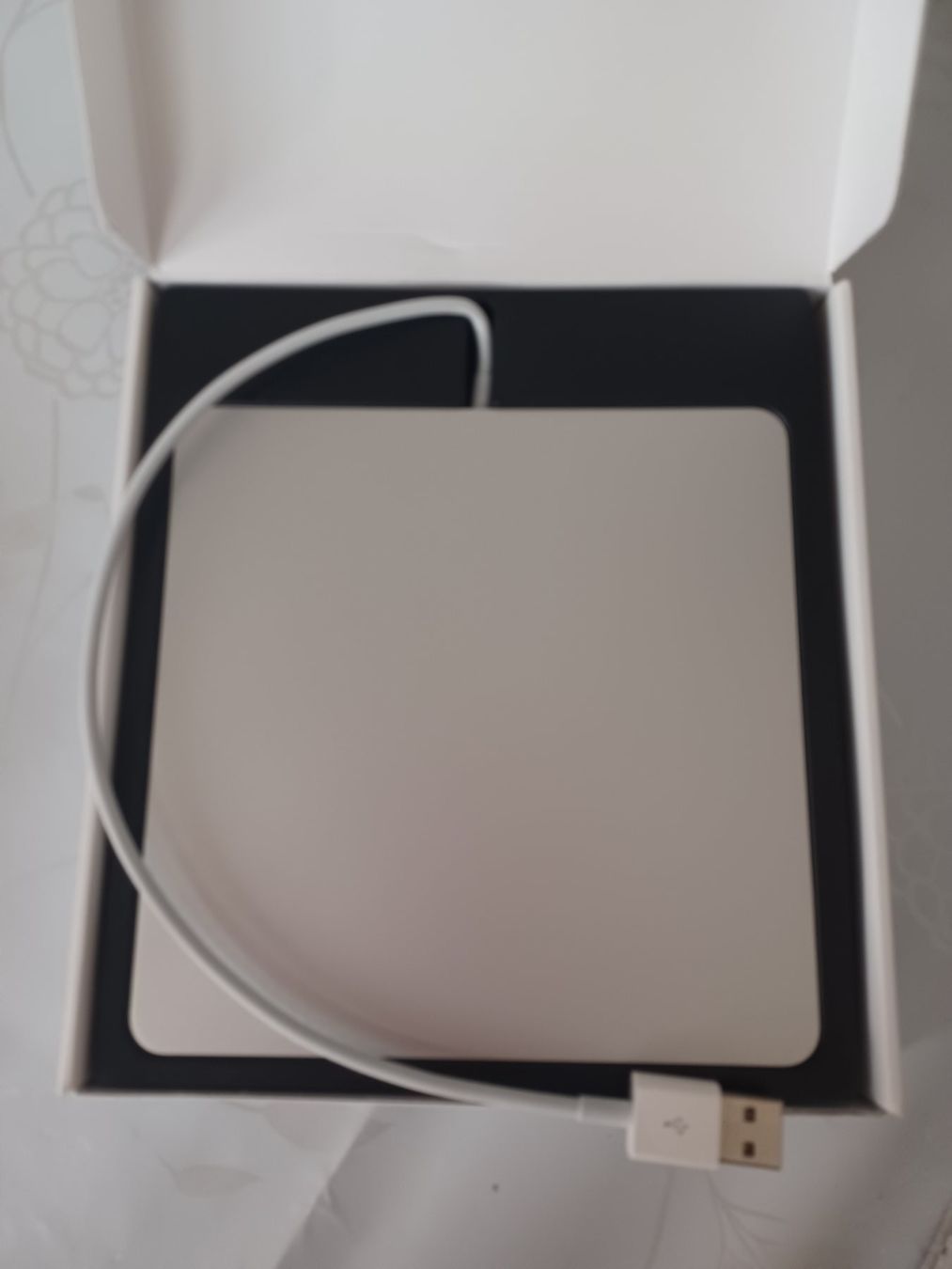 Apple Sistemi audio & multimediali: Lecteur Apple USB SuperDrive modèle A1379 – Nuovo e nell'imballaggio originale da Courroux venduto da gro_j2hf 3