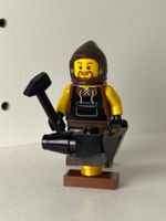 Lego figurine Castle Blacksmith Figur