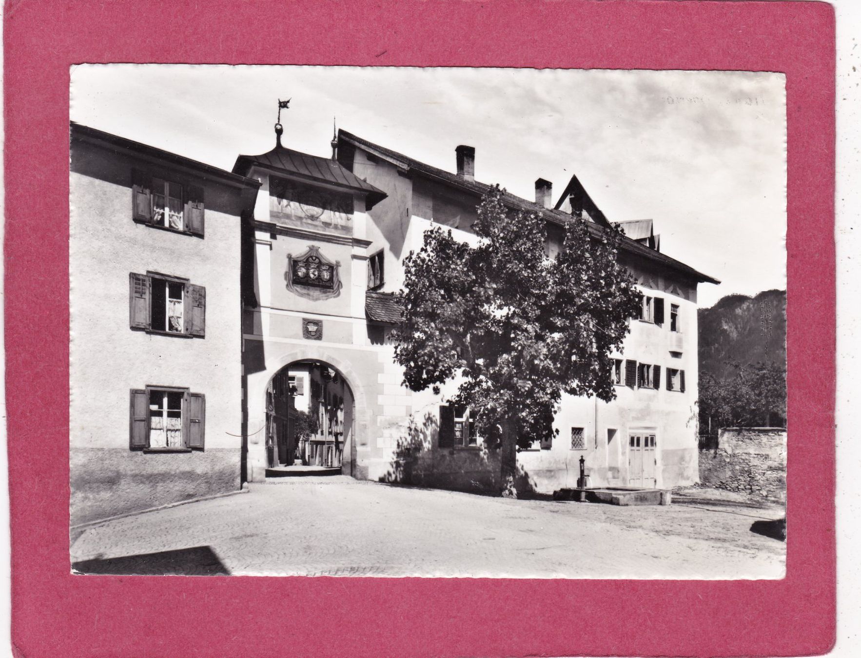 Cartes postales: Ilanz Obertor – D'occasion à Herisau par Lisegrat2008