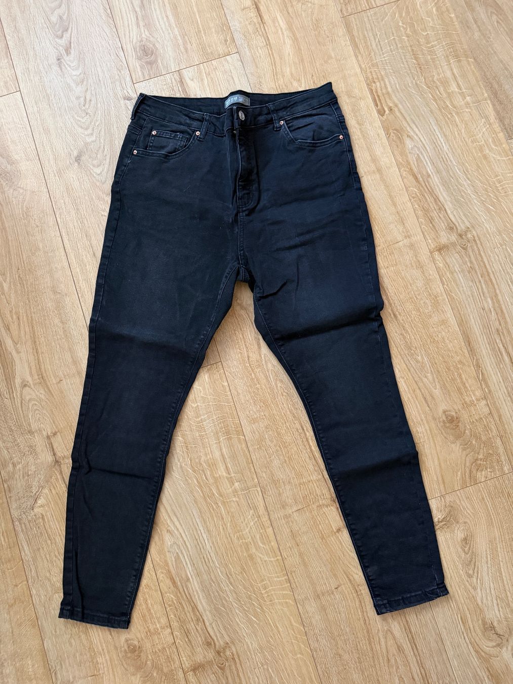 Jeans: Jeans Grösse 44 NEU – Nuovo (secondo la descrizione) da Schübelbach venduto da Sambodscha