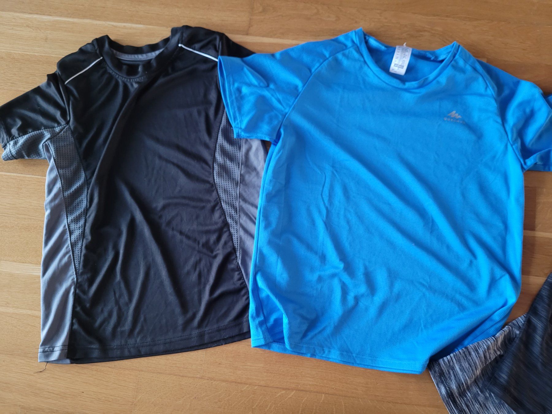 Hemden, T-Shirts & Polos: Shirt Sport Kinder ab Gr 128 – Gebraucht aus Port von Darialina 1