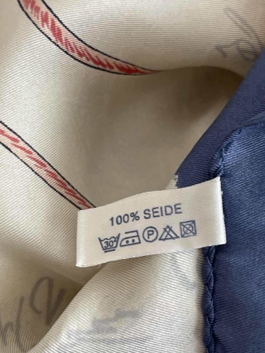 Foulard & Sciarpe: Vintage Silk Scarf Floral Print Spring Accessory Style – Nuovo (secondo la descrizione) da Winterthur venduto da shp_xcc5 3