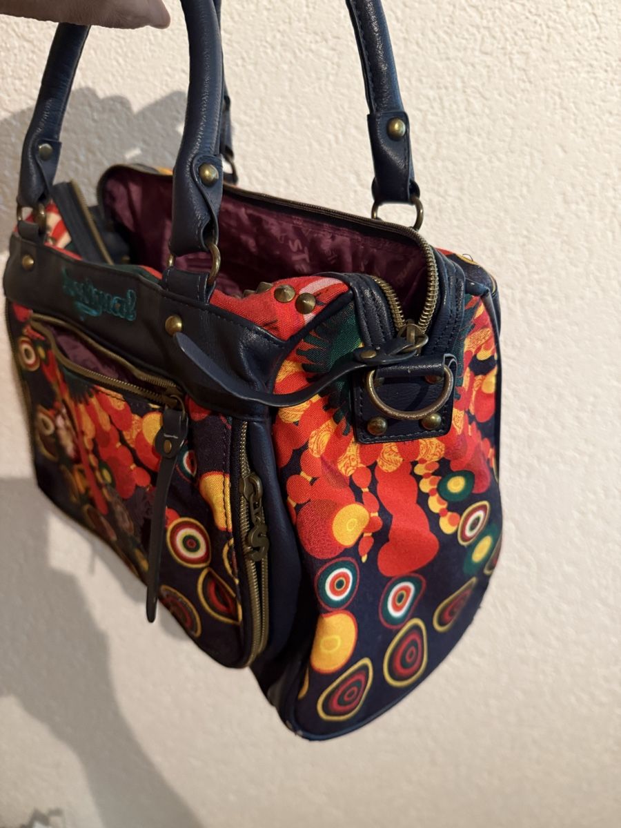 Desigual Sacs femmes: Original Desigual Damenhandtasche. – D'occasion à Hirschthal par cel_w772 1