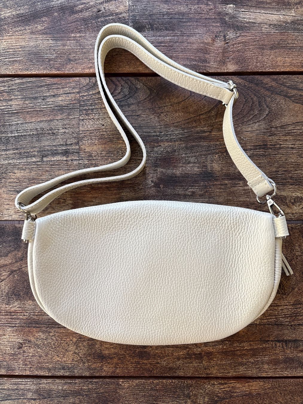 Taschen für Damen: Unisex-Ledertasche, auch als Bauchtasche oder Schultertasche – Gebraucht aus Neukirch Egnach von Bruno-Privatverkauf 1