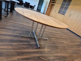 Tisch rund