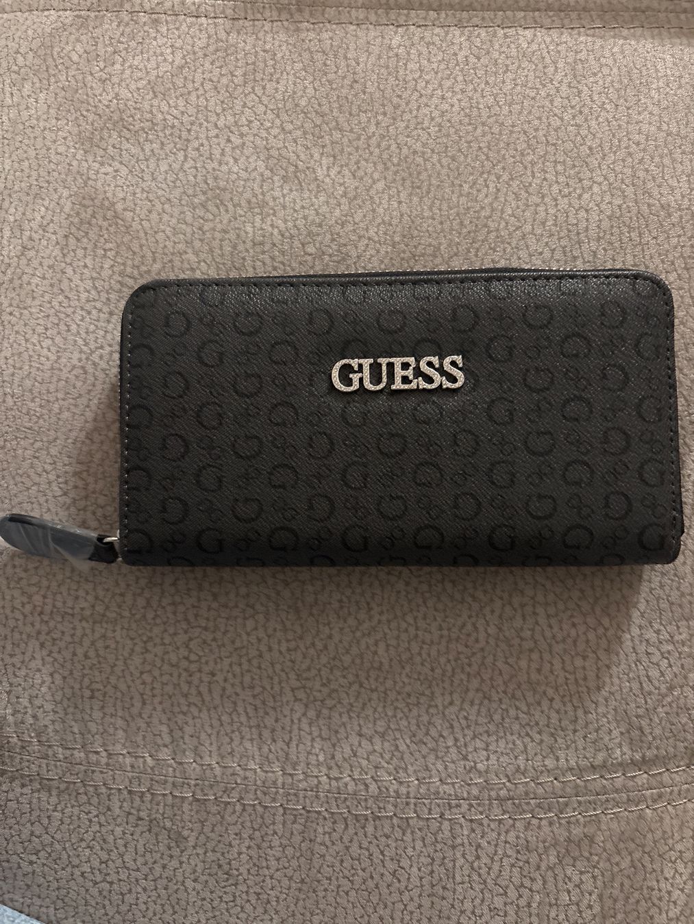 Guess Portamonete: Guess Portemonnaie – Nuovo (secondo la descrizione) da Bürglen venduto da sunshiners