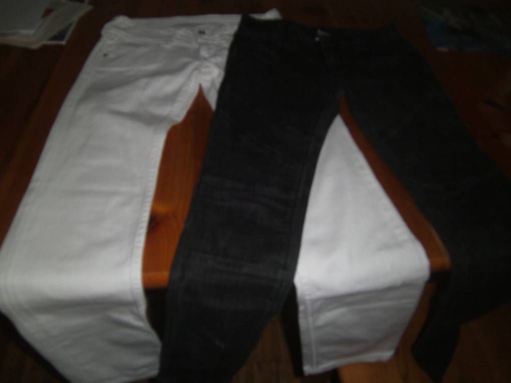 Hosen: 2 Paar Mädchen Hose gr. 152 – Gebraucht aus Ostermundigen von deb1deb1