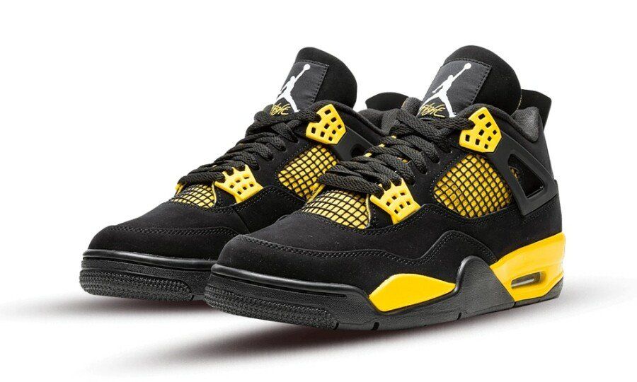 Jordan Scarpe da uomo: NIKE JORDAN RETRO 4 THUNDER in der Grösse 38.5 – Usato da Rümlang venduto da marpuc