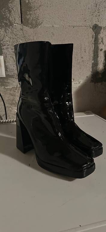 Damenschuhe: Chaussures RAID taille 39 – Gebraucht aus Montreux von dan_g5wm 1