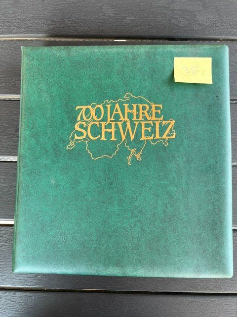 Album: Album 700 Jahre Schweiz – Usato da Niederwil AG venduto da dahu75