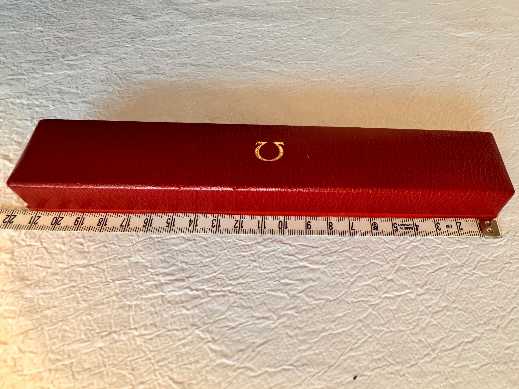 Schmuckkästen: Omega Accessory Box, Red Velvet Lining, Used Condition – Gebraucht aus Zürich von 613_g8jy 8