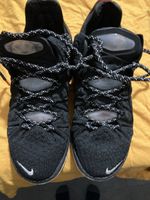 NIKE Basketballschuhe LeBron James - Grösse 38