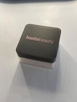 Huda Beauty Powder