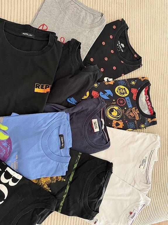 T-Shirts: Verschiedene Herren T-Shirts  – Gebraucht aus Wil SG von mar_w7v7 1