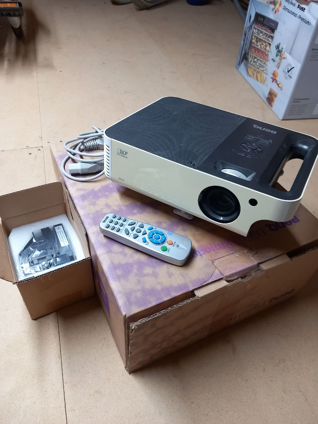 BenQ Proiettori: Beamer – Usato da Rheinau venduto da aruba13 3