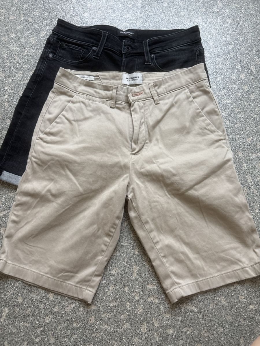 Jack & Jones Kleiderpakete & -sets: Knaben Shorts Jack & Jones  – Gebraucht aus Zürich von Astroglia 1