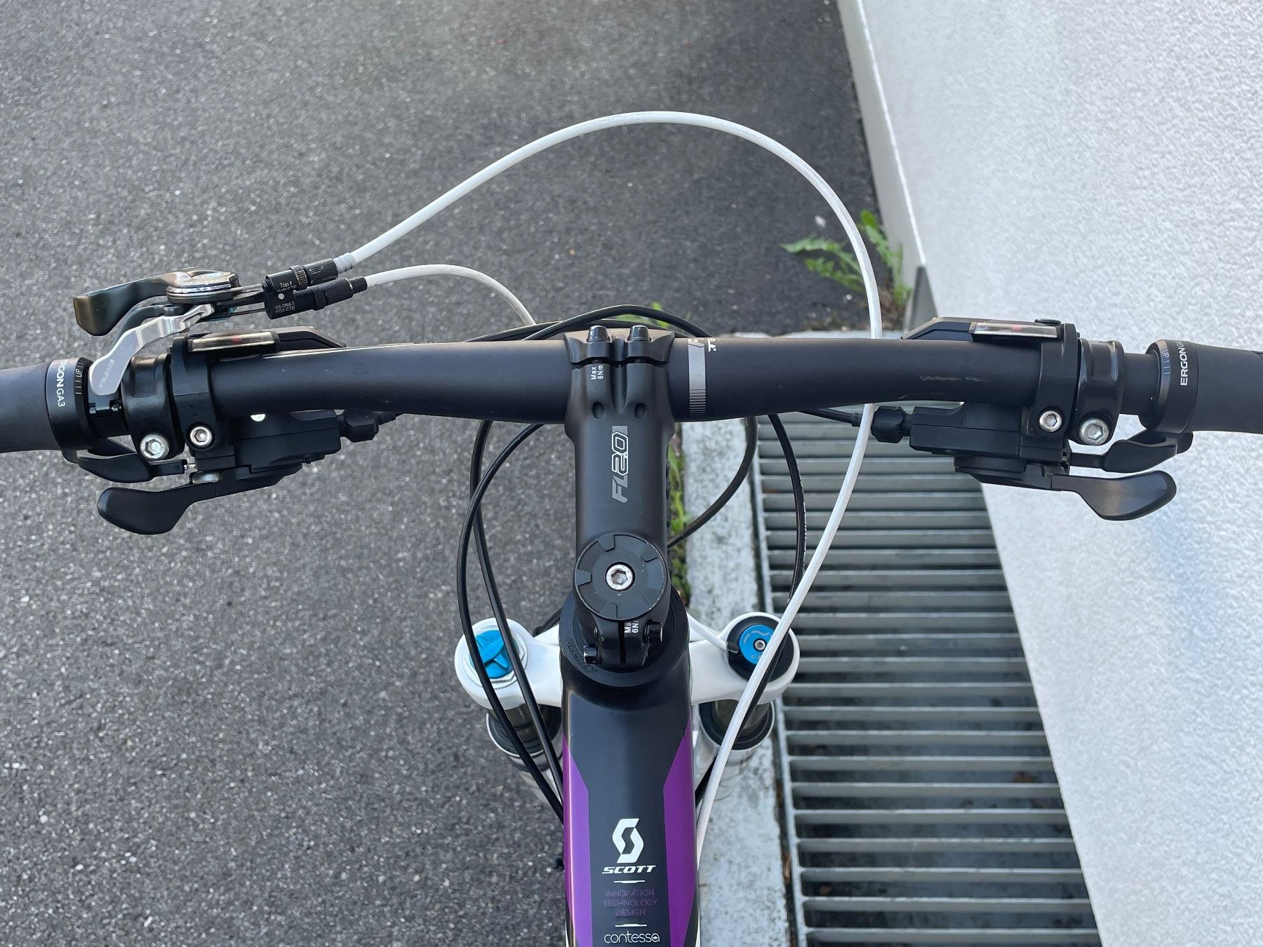 Scott Biciclette: Scott Contessa spark 700 in Grösse M – Usato da Pfäffikon ZH venduto da SchnyderIN 4