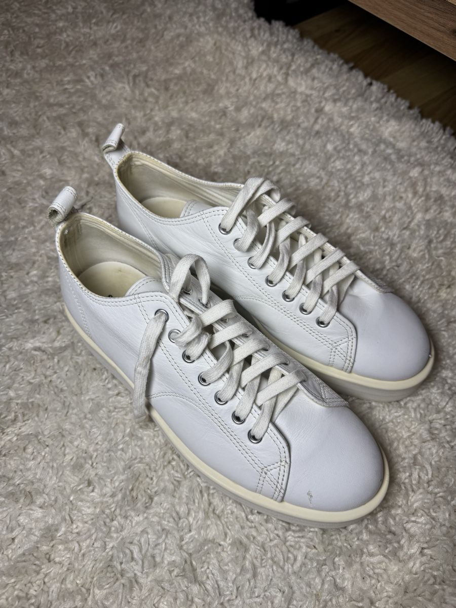 Comme Des Garcons Scarpe da donna: Comme des Garçons White Sneakers Size 39 – Usato da Melide venduto da Risseiler 4