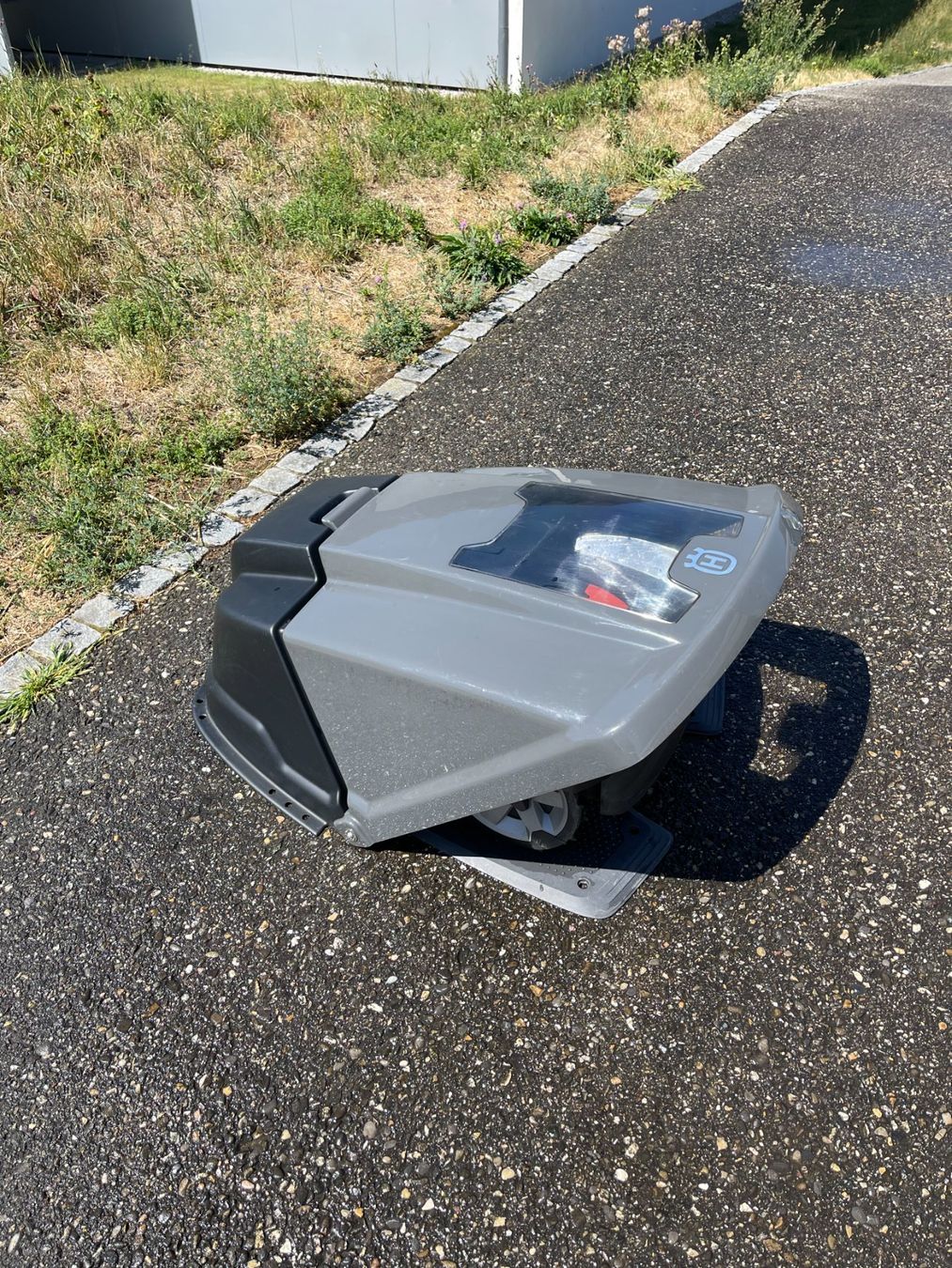 Tagliaerba: Husqvarna auto mower 320 – Usato da Ipsach venduto da yapulka 4