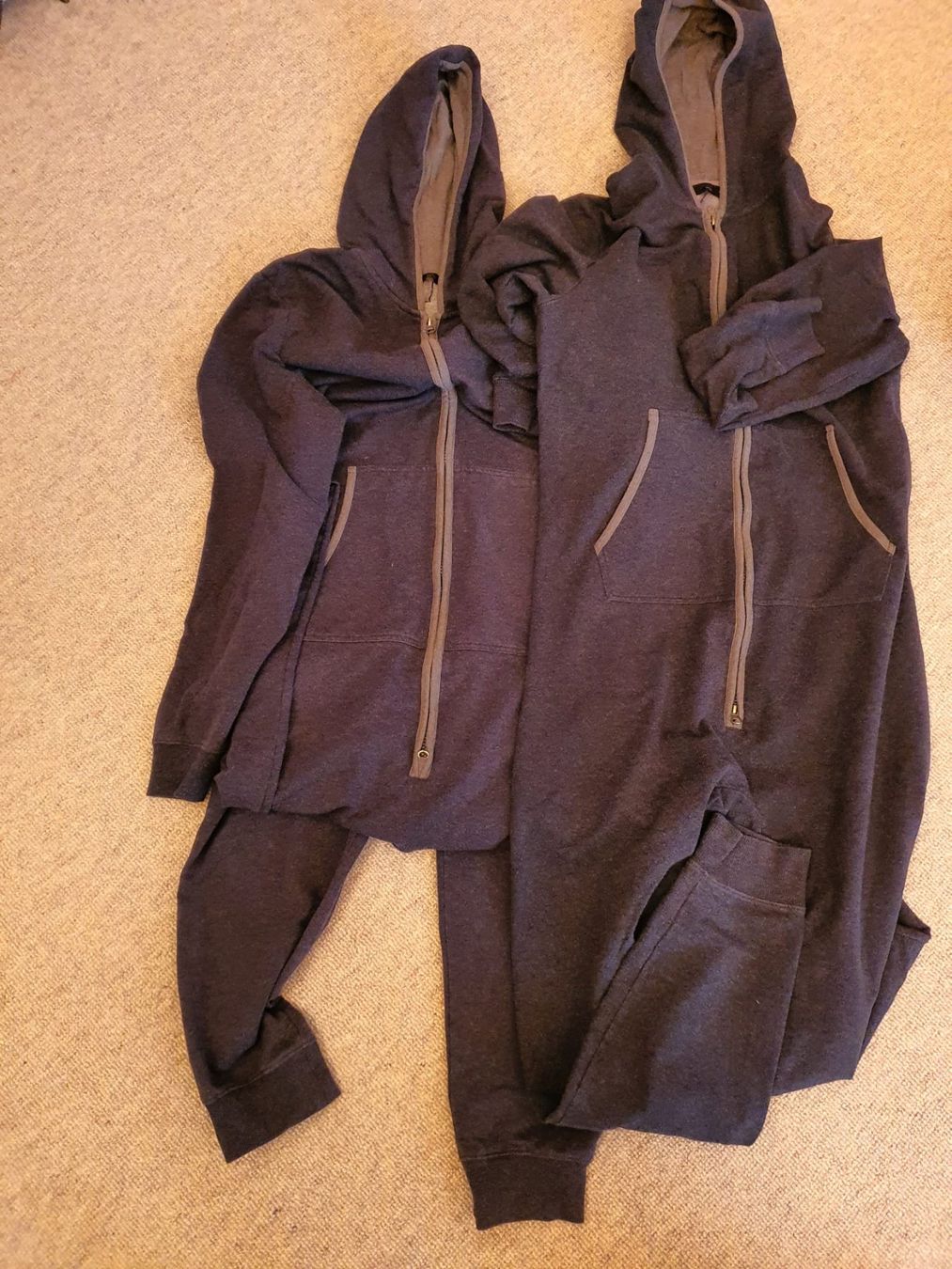 Pyjamas: Overall / Einteiler Gr. S – D'occasion à Schaan par nekuwi