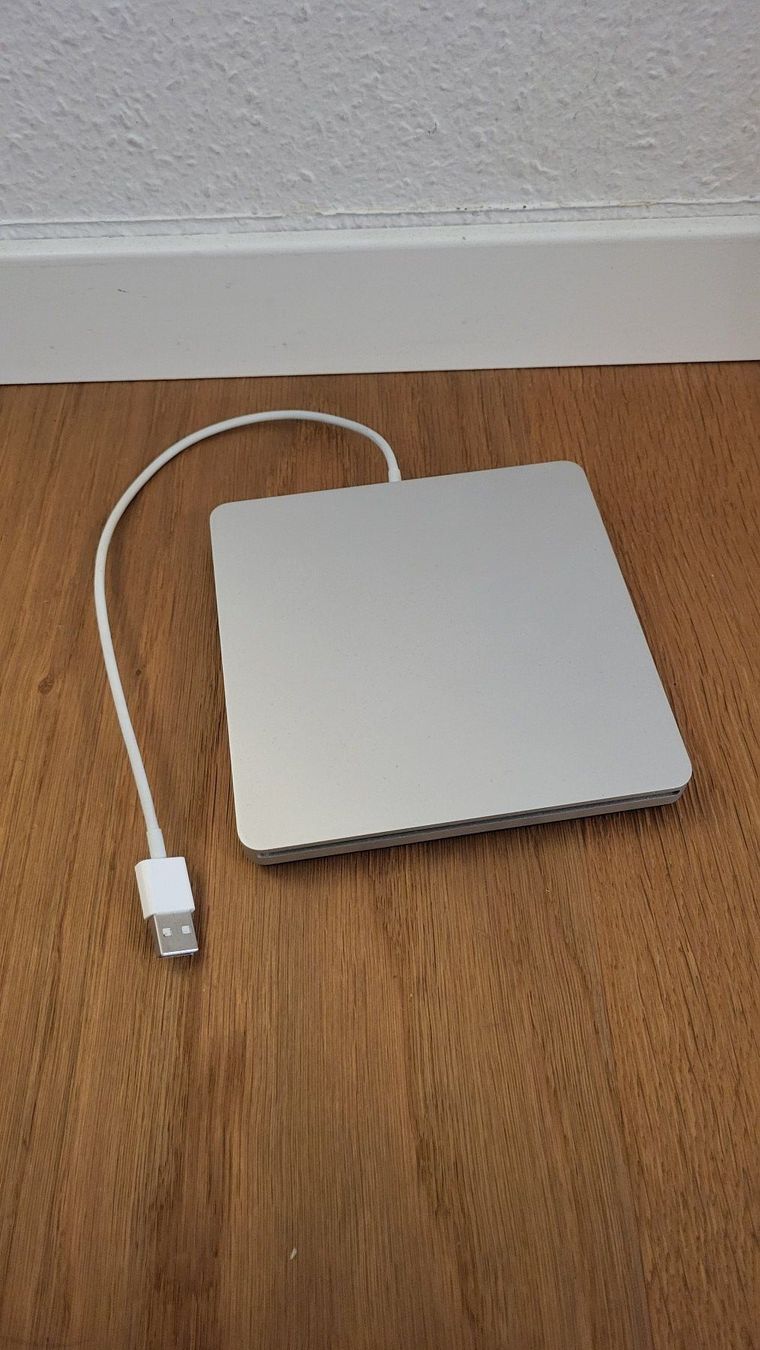 Apple PC: Apple DVD Laufwerk / Brenner – Usato da Münsingen venduto da Heroism2010