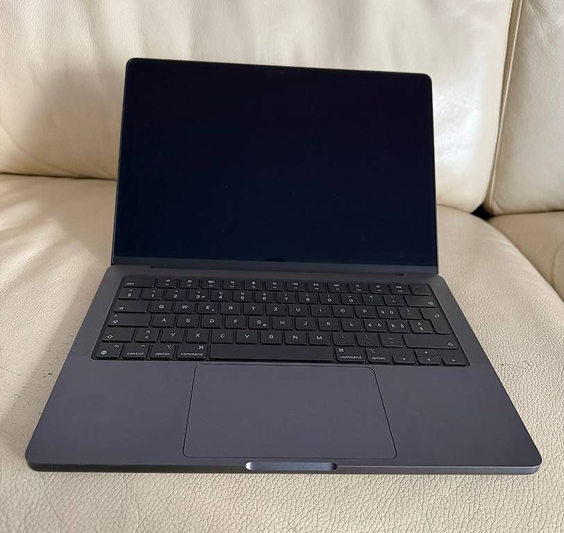Apple Notebooks: Apple MacBook Pro M4 Max 64GB 1TB Retina 14" – Gebraucht aus St. Gallen von the_2vhr 2