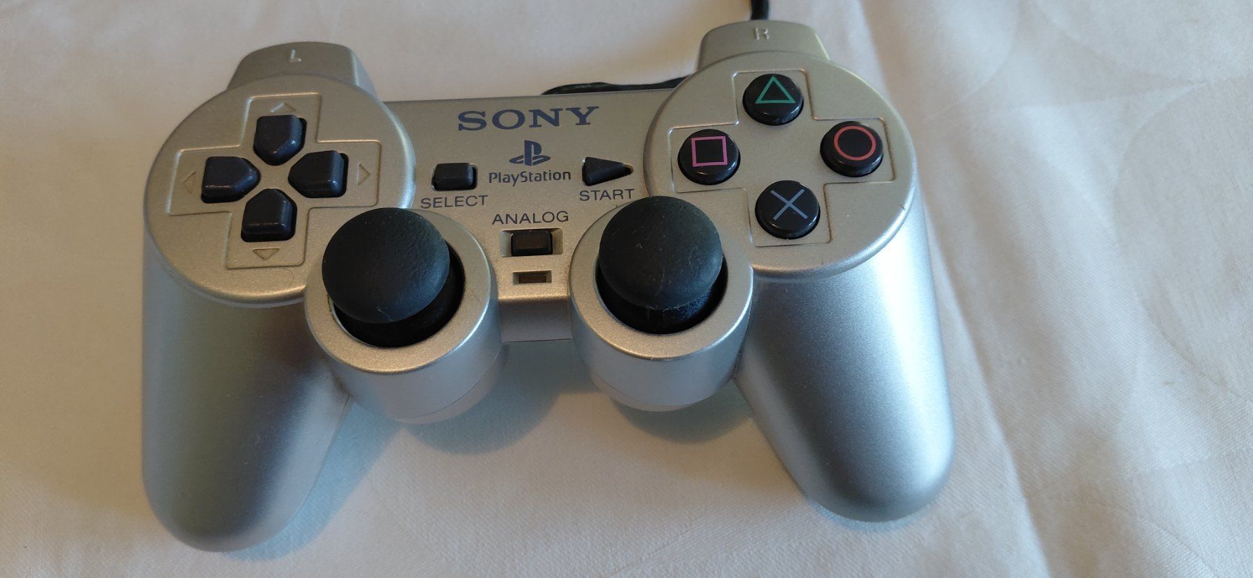 Controller: Playstation 2 Controller Original Silber – Gebraucht aus Gretzenbach von Uli1980 1