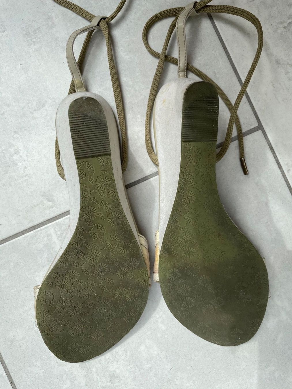 Zara Damenschuhe: Keilschuhe – Gebraucht aus Dübendorf von mon_p98h 4