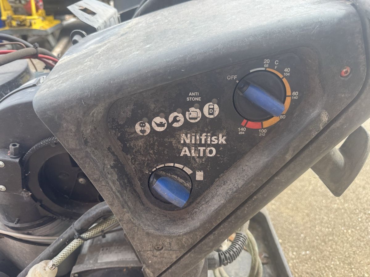 Pulitori a vapore: Nilfisk Alto Neptune 3 Dampfreiniger  – Difettoso da Wenslingen venduto da tarzan74 1
