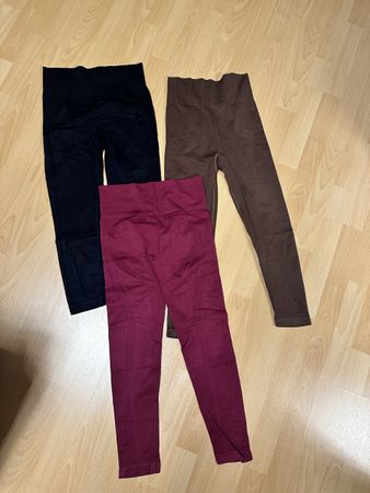 Lot de 3 leggings de sport, taille M, bon état