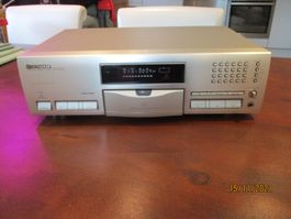 Pioneer PD-S 702 -- legendärer CD Player in champanger