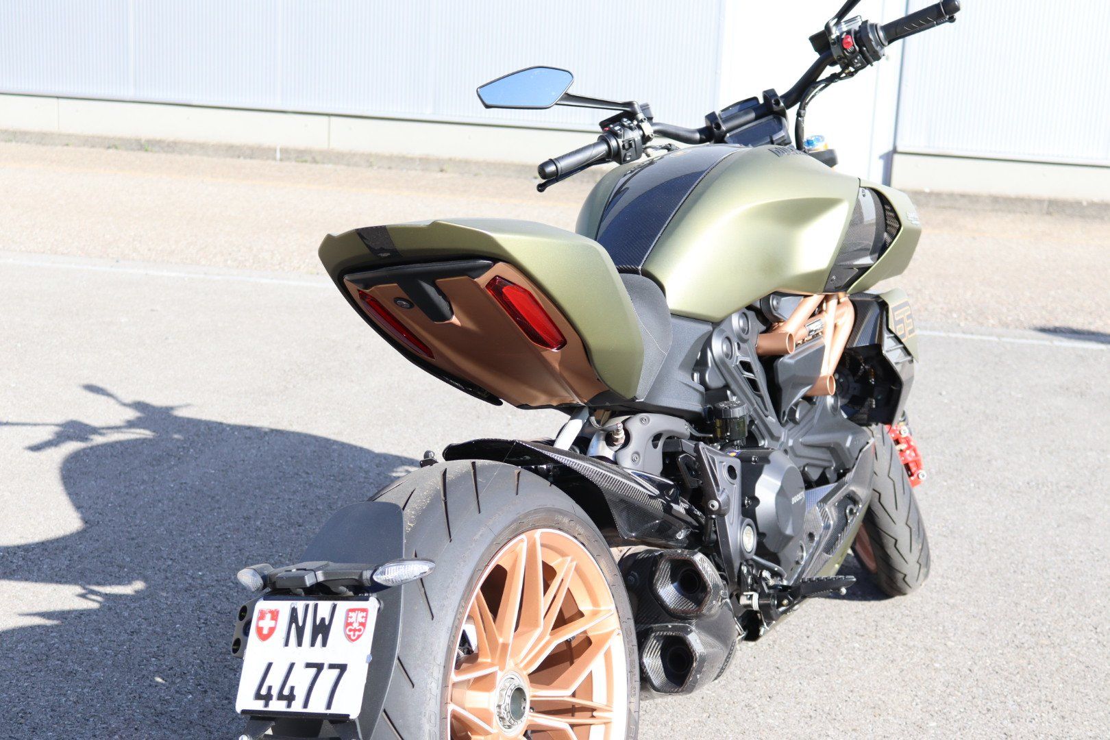 Ducati Strasse: Ducati Diavel 1260 Lamborghini – Gebraucht aus Ennetbürgen von boixosnois 2
