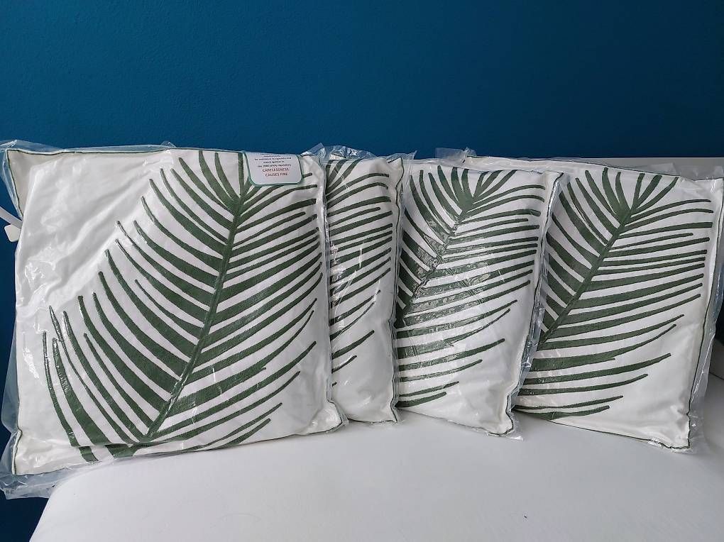 Beliani Cuscini: *Originalverpackte* Beliani Dekokissen 4er Set AZAMI – Nuovo e nell'imballaggio originale da Wetzikon ZH venduto da przemyslaw.rem