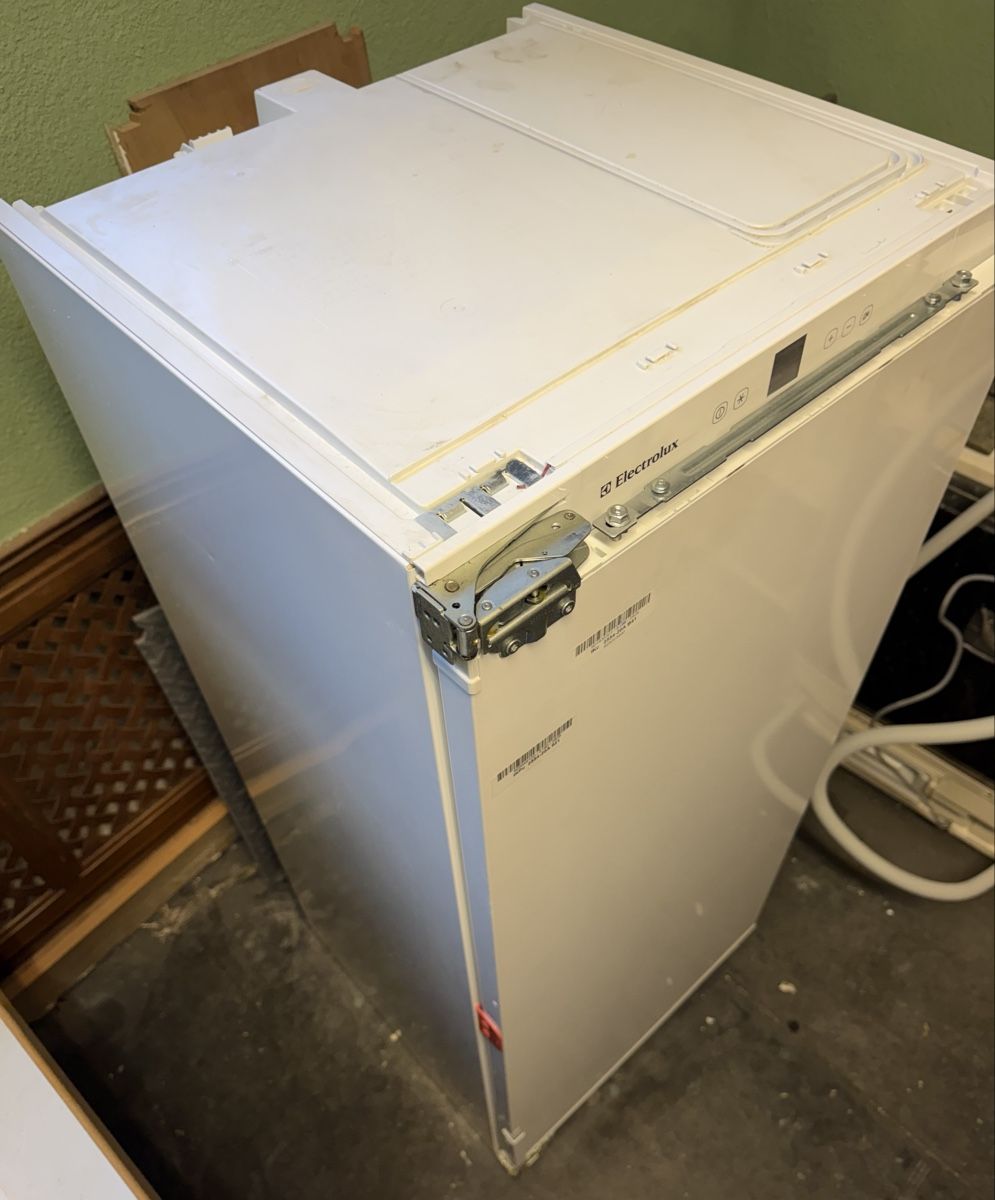 Frigoriferi: Electrolux Kühlschrank – Usato da Zürich venduto da Simon8032 1