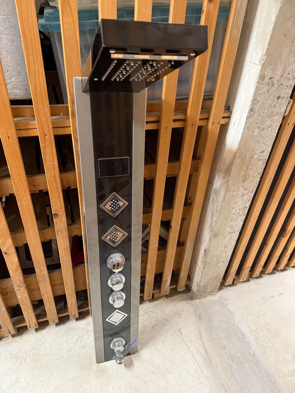 Duschen: Duschpaneel Duschsäule Edelstahl neuwertig LED – Neu (gemäss Beschreibung) aus Zürich von Igor-Elektronik 1