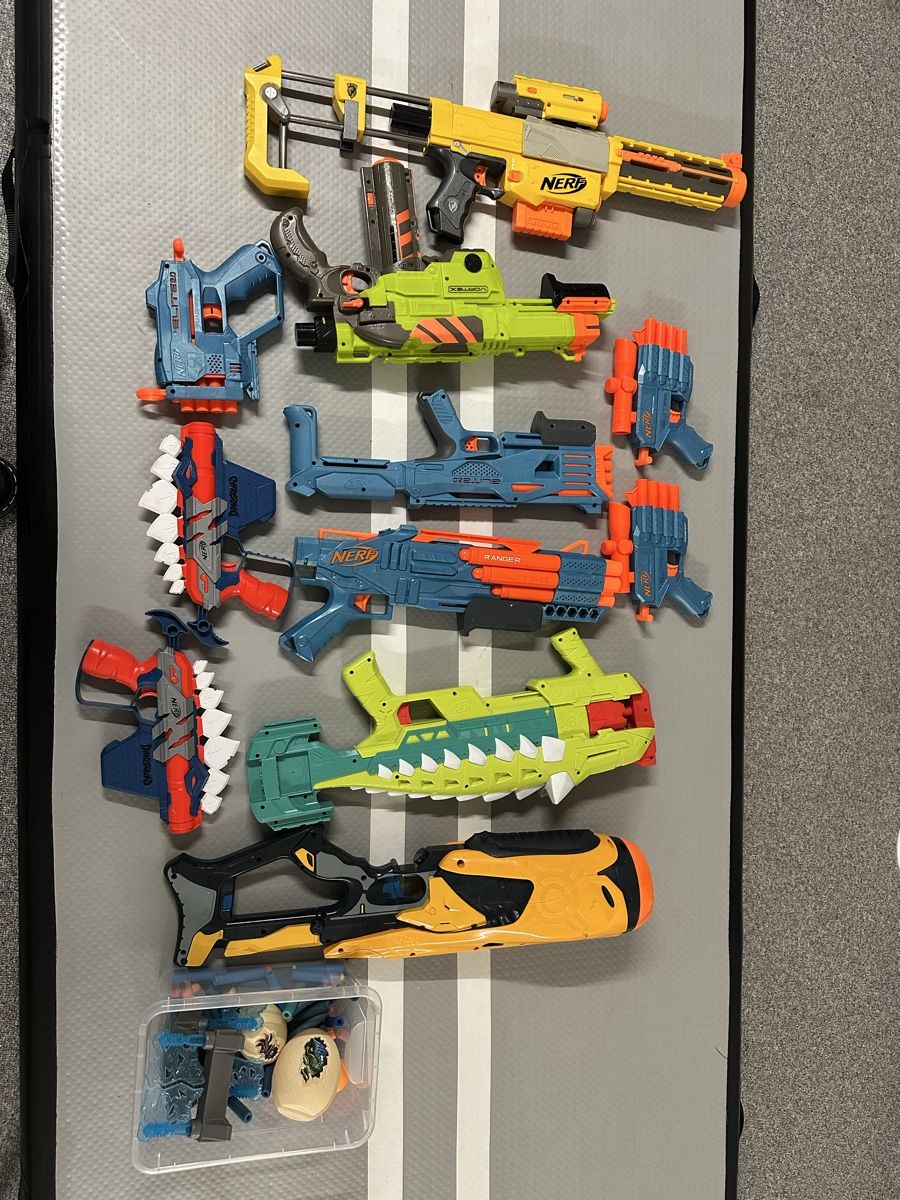 Nerf Spielzeuge: Nerf Gun Bundle - Variety of Blasters & Darts - Fun! – Neu (gemäss Beschreibung) aus Bassins von cyb_bp29