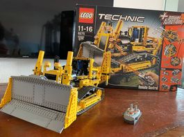 Lego Technic Bulldozer 8275