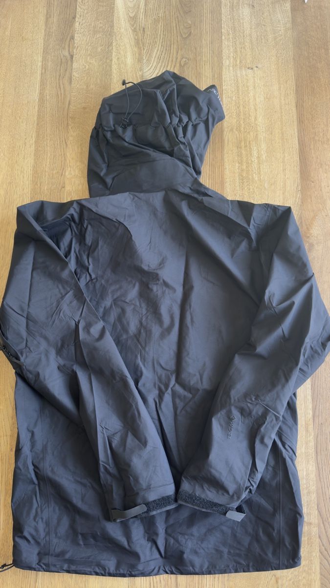 Arcteryx Jacken: Arc’teryx Beta lightweight  – Neu (gemäss Beschreibung) aus Lausanne von dor_lnv8 2
